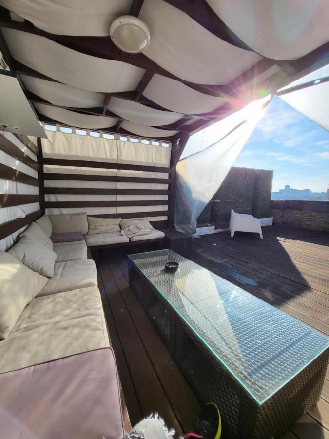 בוקרשט Large Luxury Apartment - Penthouse - Terrace מראה חיצוני תמונה
